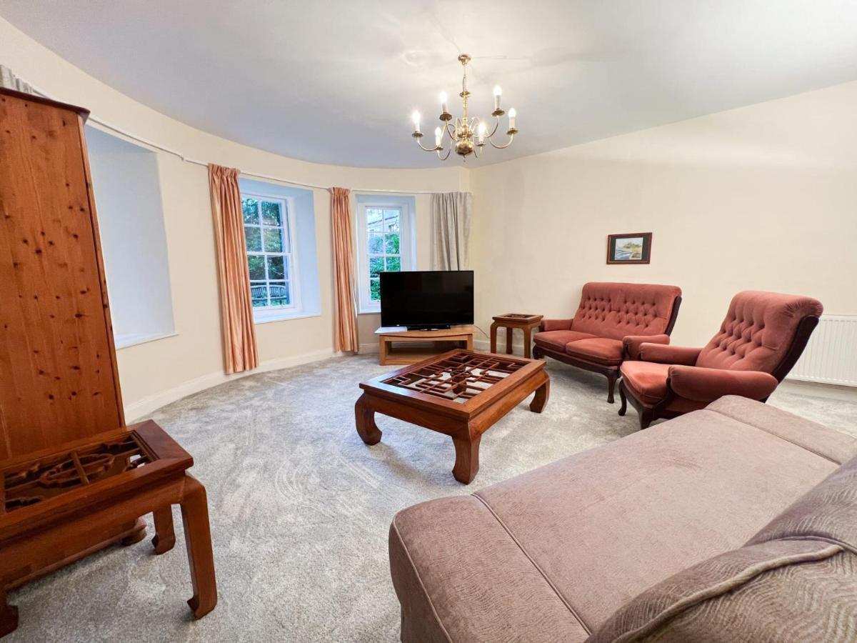 Spacious Flat Sleeps 8 Near Princes Street Edinburgh Dış mekan fotoğraf